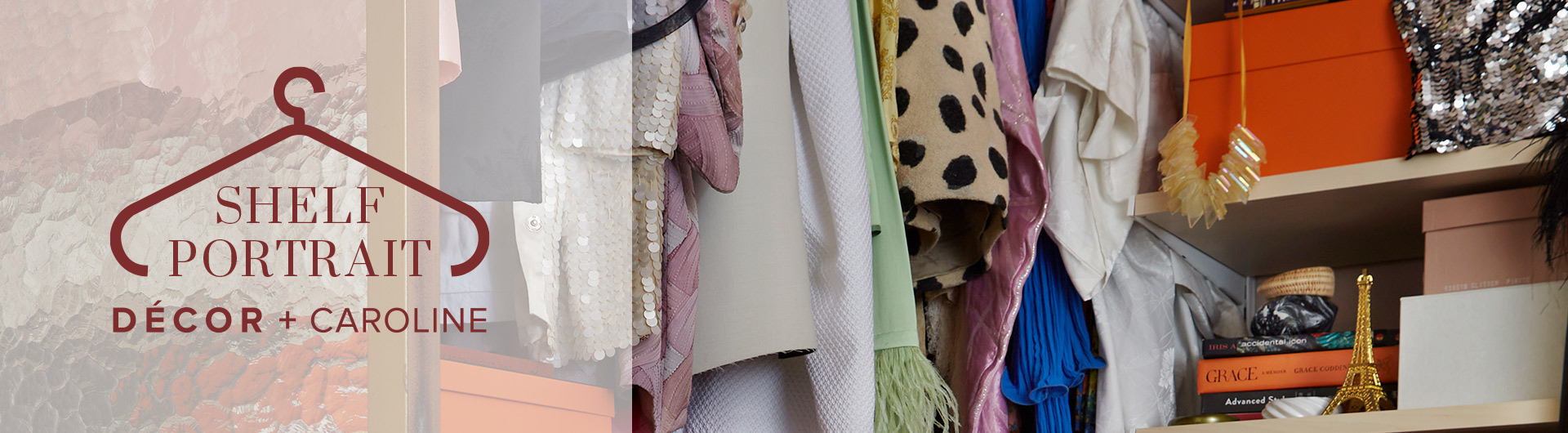 Classic by Elfa -vaatekaappi, jossa on koivuhyllyt ja värikkäitä vaatteita.