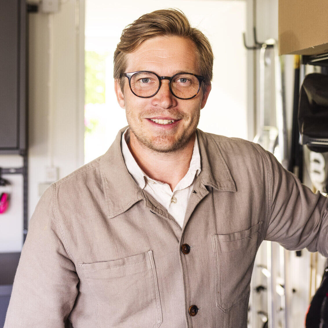 Gustav in a garage with Garage+ storage from Elfa.