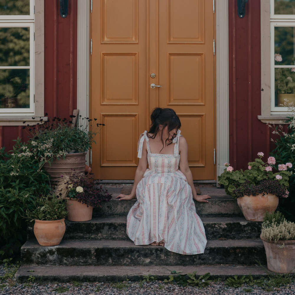 Johanna Berglund is waiting for a solution at home