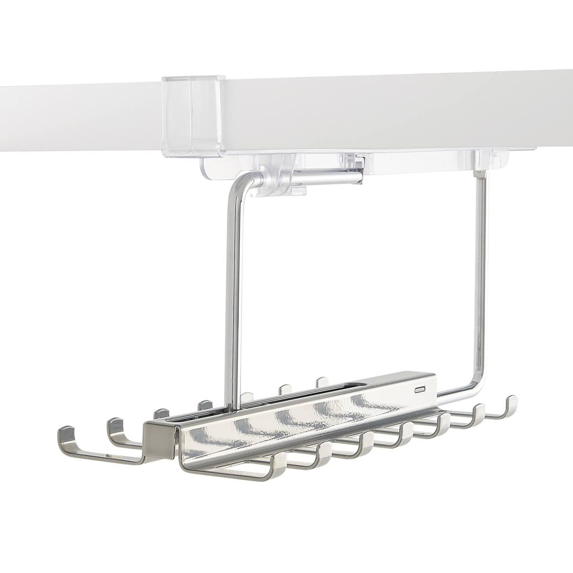 Porte-cravate et porte-ceinture.