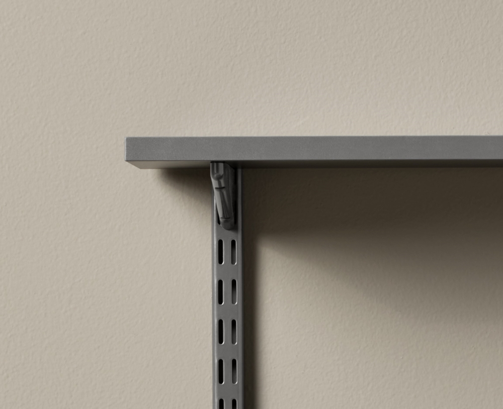 /-/media/qbank/product-image---product-in-function/function_wallband_solid_bracket_close_up_graphite.ashx