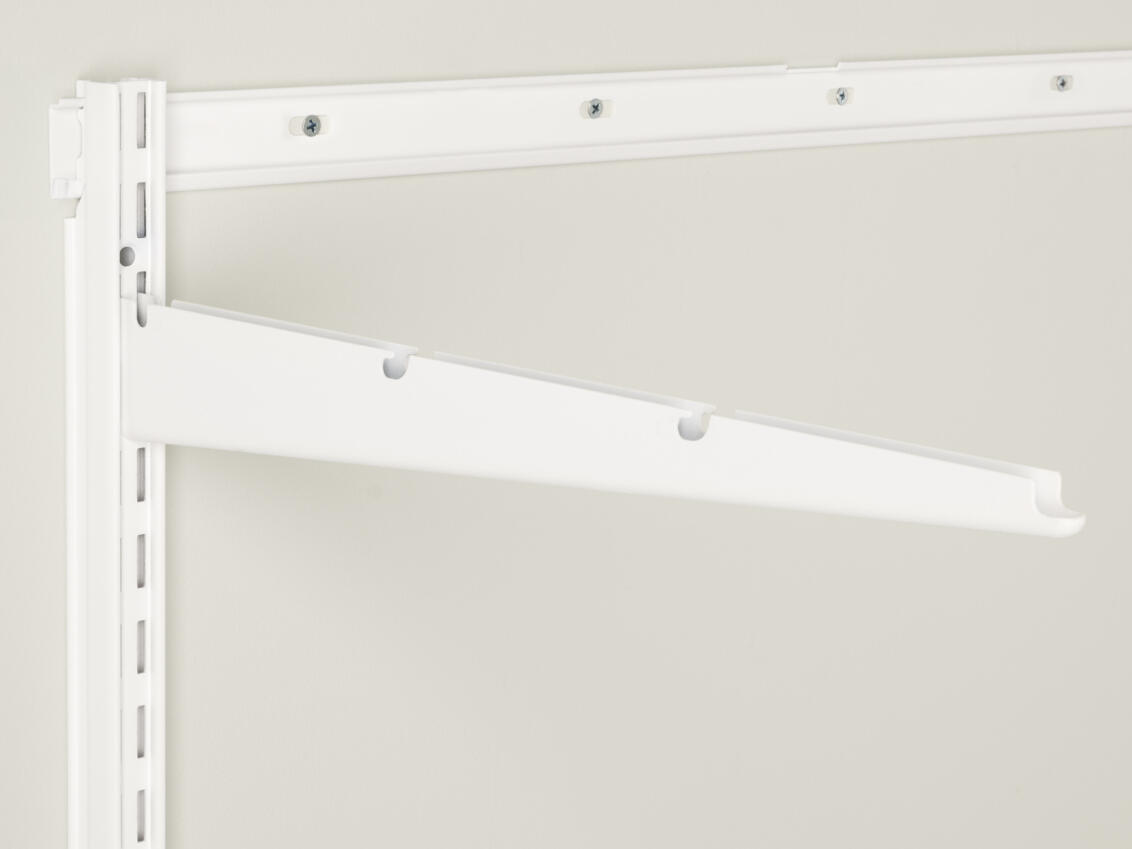 Décor+ bärlist, hängskena och konsol i vitt.