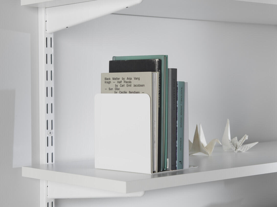 function_book_support_white_1132x849_web